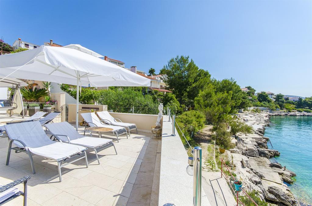 Apartments Nives Trogir Ngoại thất bức ảnh