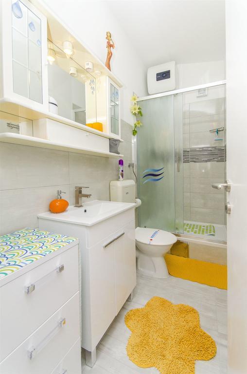 Apartments Nives Trogir Ngoại thất bức ảnh